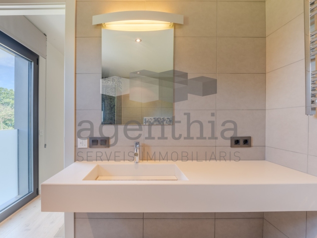 Agenthia